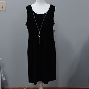 R&M Richards black dress L attached necklace